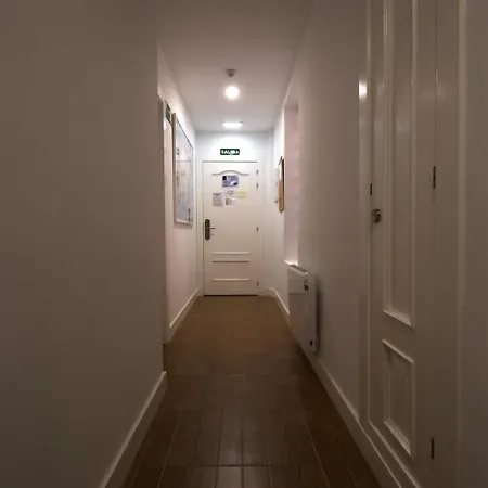 Hostal Misericordia-2